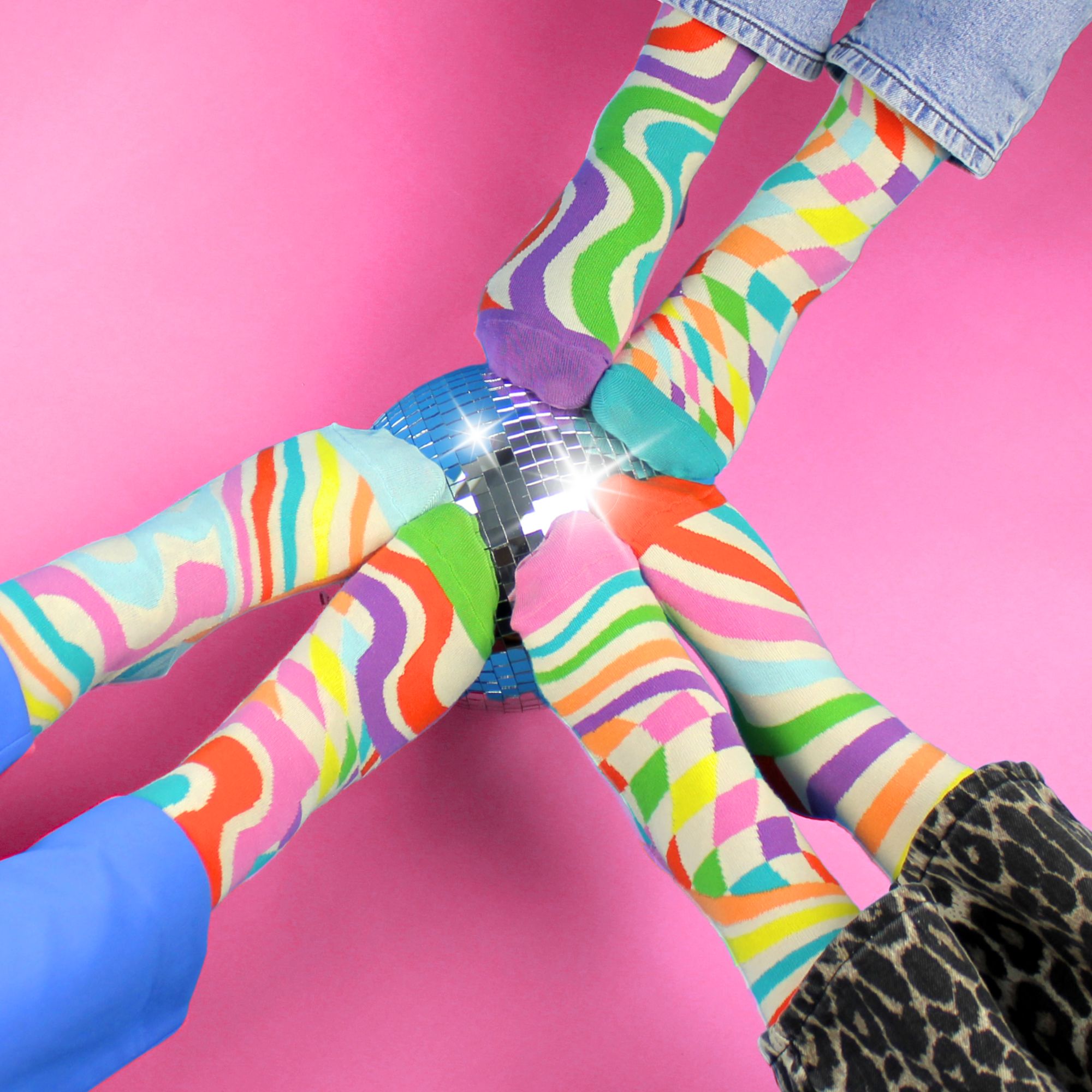 STAY GROOVY - Image 11